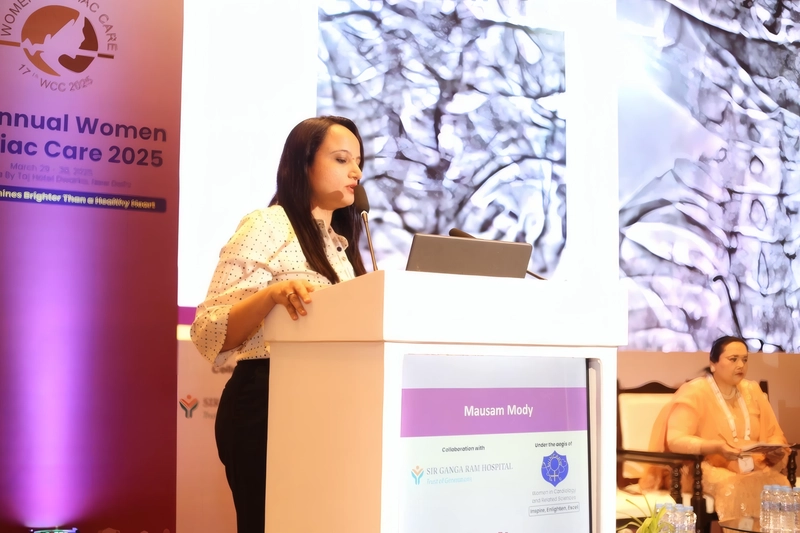 Dr. Mausam Mody delivering a presentation at the Annual Women Cardiac Care 2025 conference